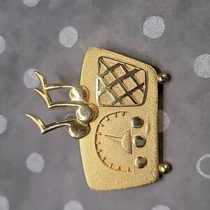 Casual Corner Vintage Radio Brooch